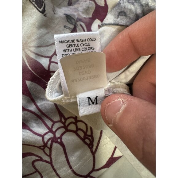 One World Live and Let Live Women Size Medium Flutter Sleeve Blouse Stretch City - Picture 10 of 11